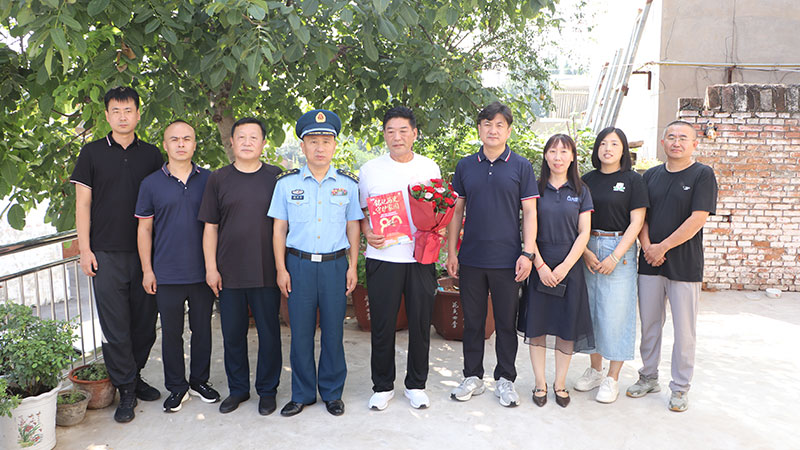 9.3慰问百岁老兵